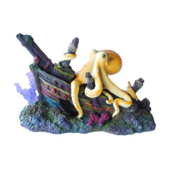 A/ORN SUNKEN SHIP W/OCTOPUS