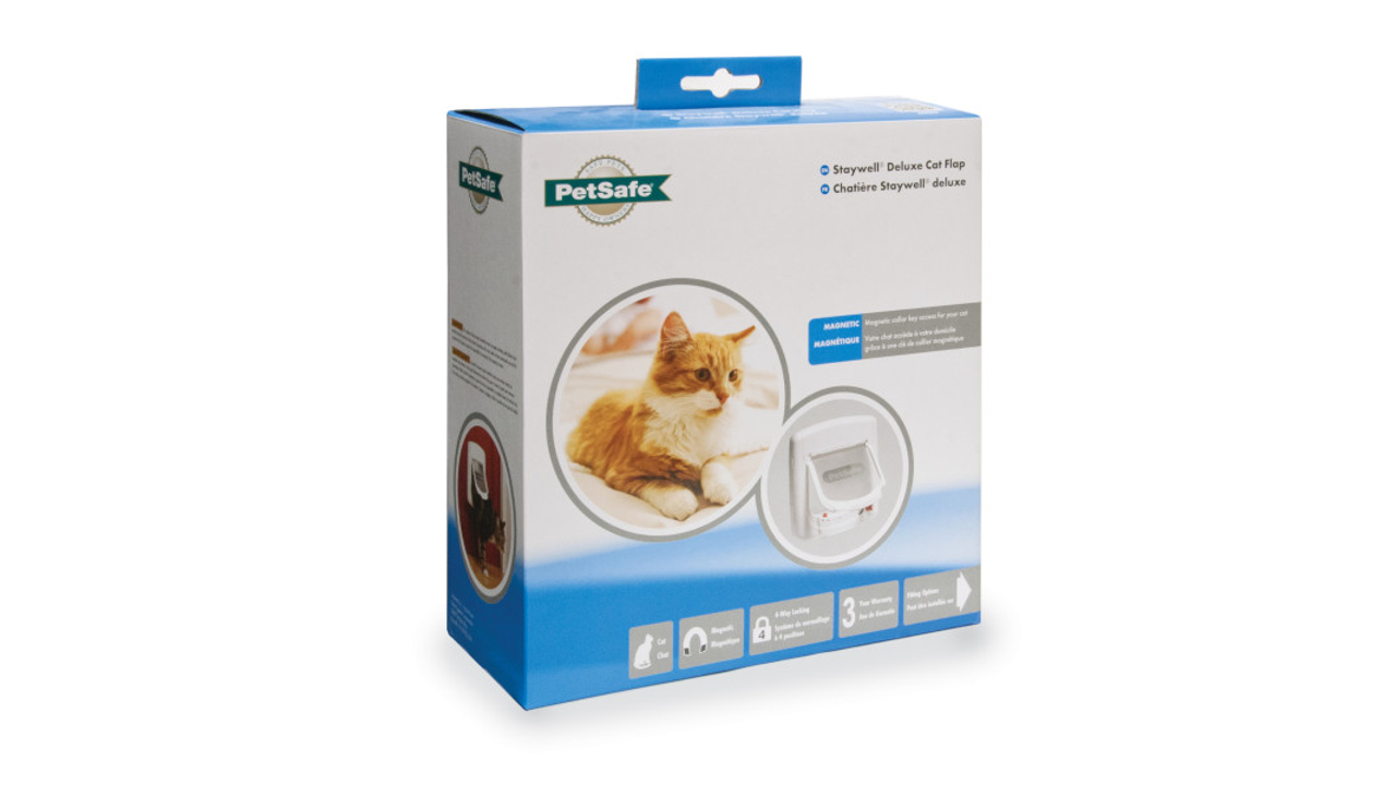 Staywell Magnetic 4 Way Locking Cat Door